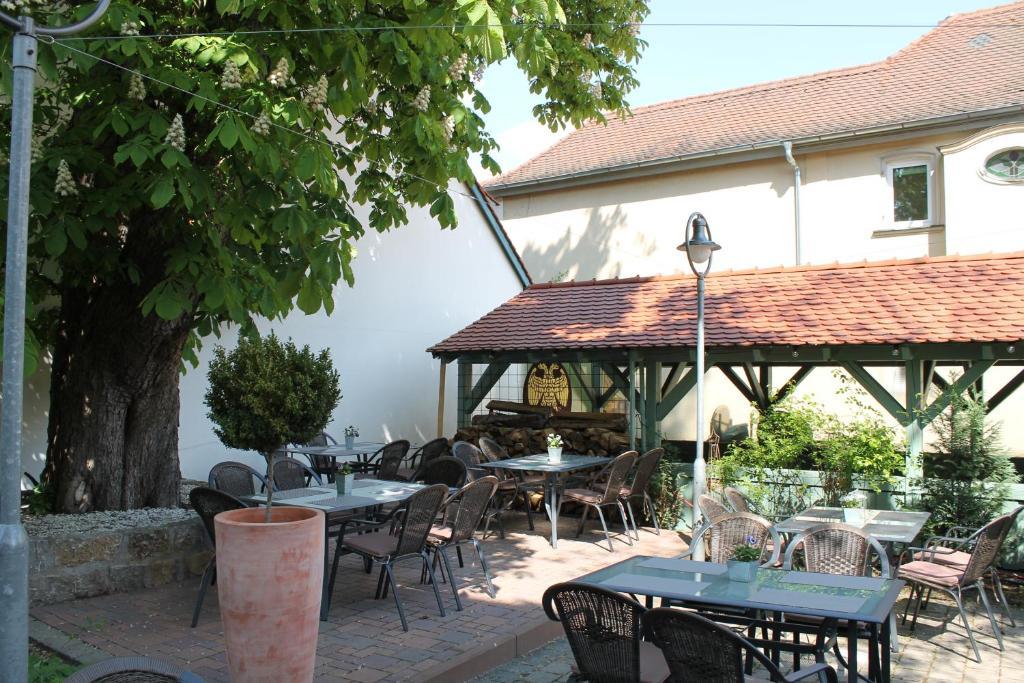 Hotel Goldener Adler Garni Hallstadt Exterior foto